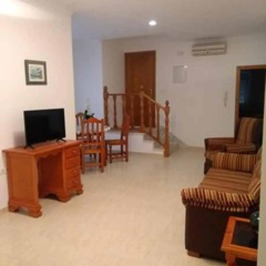 Aptº Almadraba 